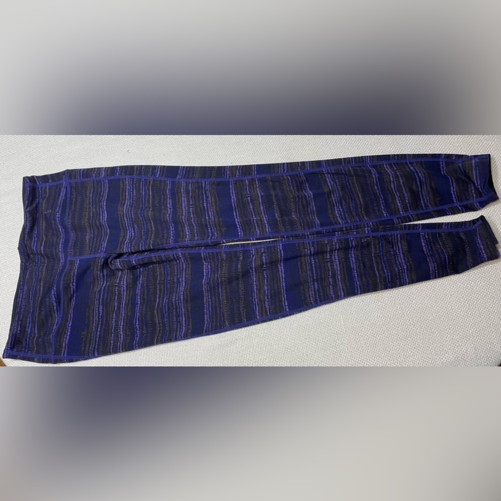Athleta bundle of leggings - Picture 3 of 12